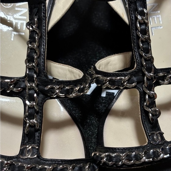 Chanel sandals - Picture 10 of 11